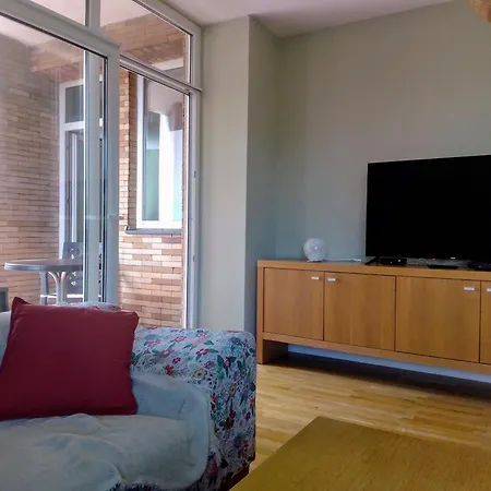 Sunny Center Apartment